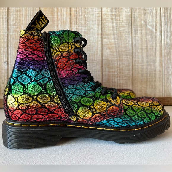 Dr. Martens 1460 Pascal Rainbow AW004 - Picture 8 of 9